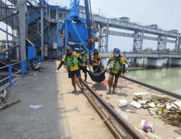 उत्तराखंड में गंगा नदी से तीन शवों की बरामदगी, SDRF का सर्च अभियान जारी