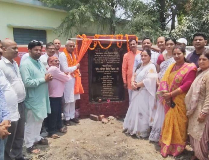 लालकुआं विधायक डॉ. बिष्ट ने तीन सड़कों का किया शिलान्यास, क्षेत्र की विकास यात्रा में महत्वपूर्ण कदम