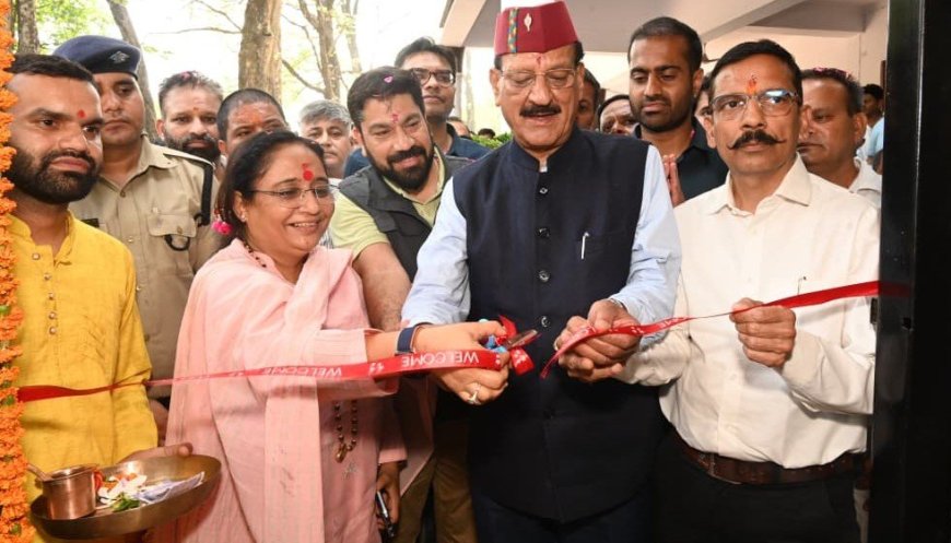 कोटद्वार: कैबिनेट मंत्री सुबोध उनियाल का आगमन, “सुवेनियर शॉप्स एंड स्टडी सेंटर” का उद्घाटन