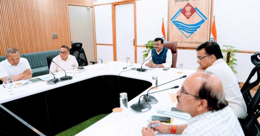 केदारनाथ और हेमकुंड साहिब रोपवे परियोजनाओं में त्वरित प्रगति के लिए मुख्य सचिव के निर्देश