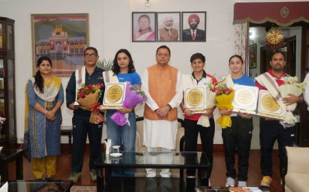 उत्तराखंड की महिला मुक्केबाजों का अंतरराष्ट्रीय सम्मान, मुख्यमंत्री ने दी बधाई