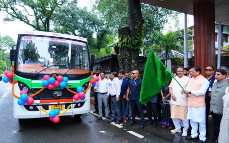 उत्तराखंड में हरित परिवहन को मिली नई गति, सीएम ने रवाना किए 11 स्वच्छ ईंधन वाहन