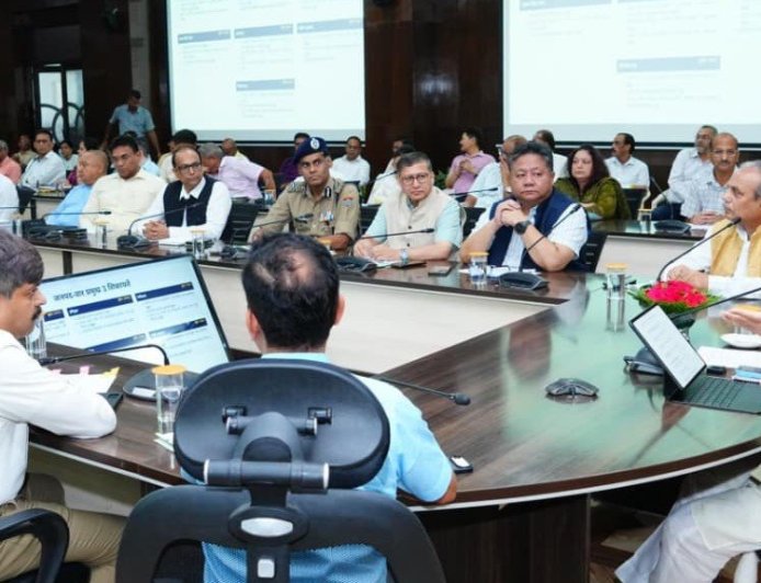Uttarakhand: मुख्यमंत्री पुष्कर धामी ने हेल्पलाइन-1905 पर जन शिकायतों के त्वरित निस्तारण के लिए दिए सख्त निर्देश