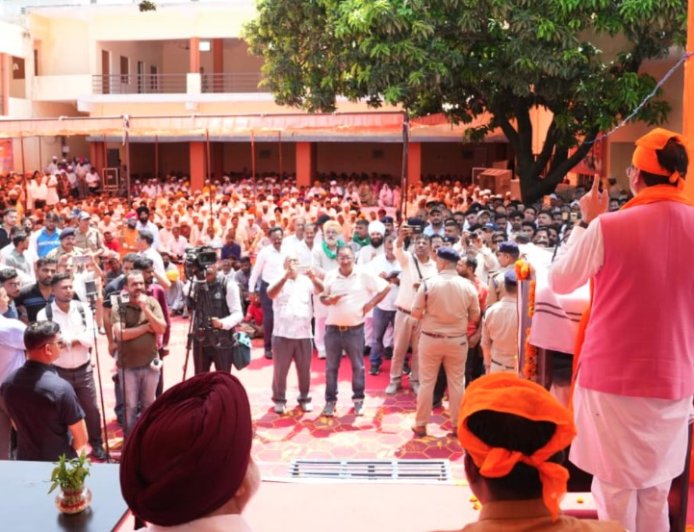 मुख्यमंत्री पुष्कर सिंह धामी ने शहीद ऊधम सिंह को भावपूर्ण श्रद्धांजलि अर्पित की