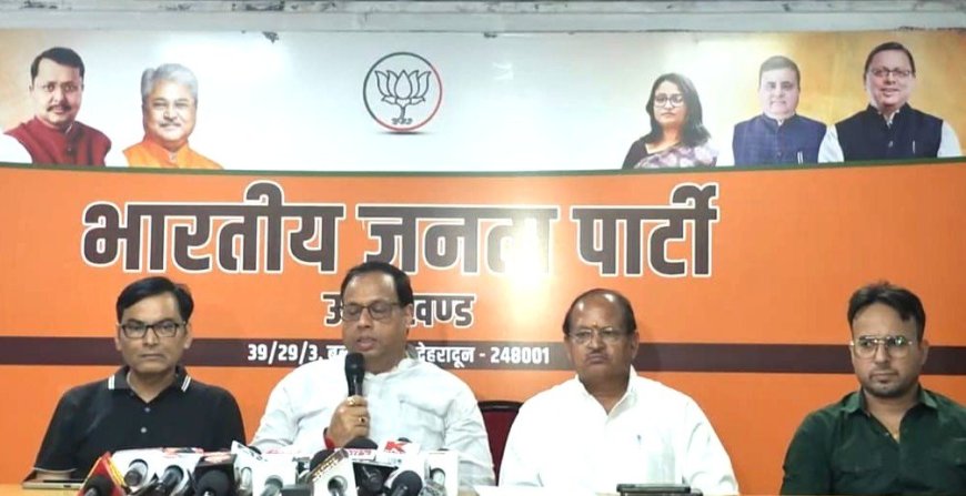 बद्रीनाथ मंदिर चढ़ावा हेराफेरी: हेमंत दिवेदी ने गोदियाल पर साधा निशाना, कहा- झूठे आरोप लगाकर ध्यान भटकाने की कोशिश