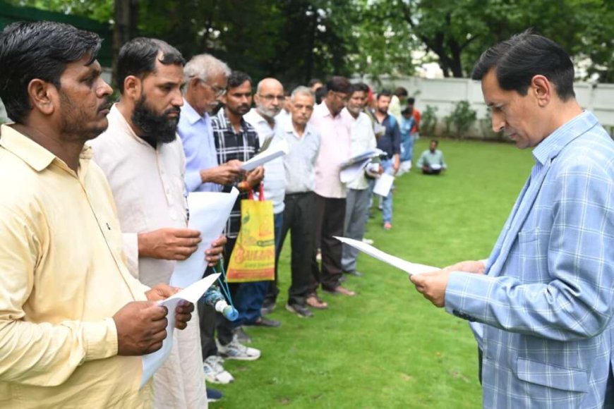 हल्द्वानी में आयुक्त का जनता दरबार: भूमि जालसाजी पर तत्पर कार्रवाई