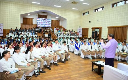 सीएम पुष्कर सिंह धामी ने छात्र-छात्राओं के सुझावों को सरकारी नीतियों में शामिल करने का किया एलान