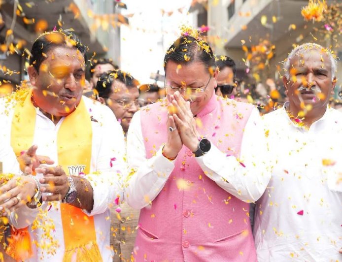 मुख्यमंत्री धामी ने विकास योजनाओं के लिए स्वीकृत की ₹ 227 करोड़ की धनराशि - एक नया कदम प्रगति की ओर