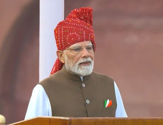 प्रधानमंत्री मोदी का ऐतिहासिक ऐलान: 1 करोड़ युवाओं को AI प्रशिक्षण, 2036 ओलंपिक की तैयारी, परमाणु ऊर्जा और सेमीकंडक्टर पर जोर