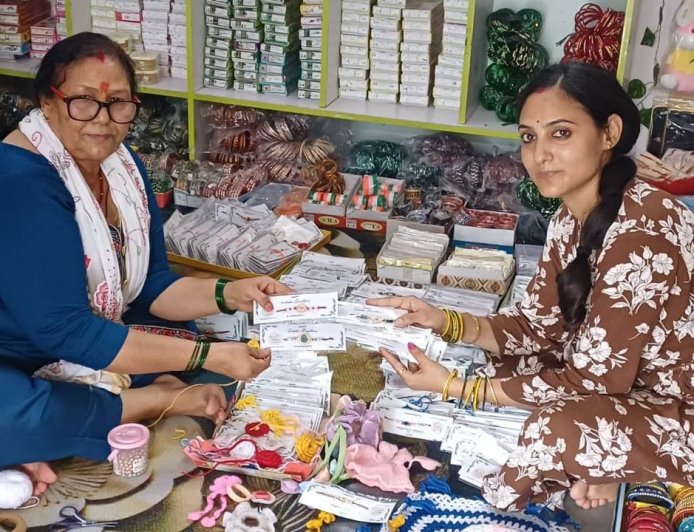 देहरादून में सास-बहू की जोड़ी ने राखी के कारोबार से हासिल की सफलता, स्वावलंबन की ओर बढ़ते कदम