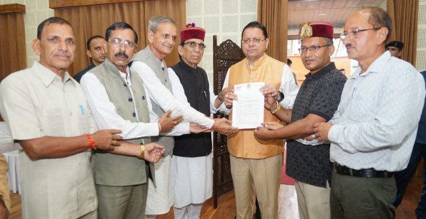 Uttarakhand: पुरोला विधायक दुर्गेश्वर लाल ने सीएम धामी से मुलाकात कर डांडा देवराणा मंदिर के लिए स्वीकृत ₹1.79 करोड़ पर जताया आभार
