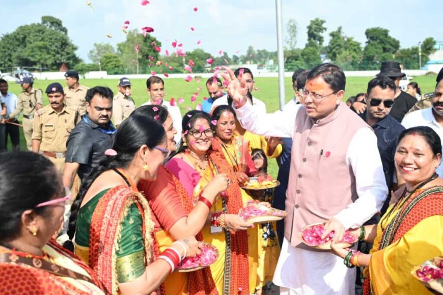 रक्षाबंधन पर धामी की घोषणाएं: महिलाओं को मुफ्त सफर, पिंक ई-बस और बढ़ा स्वरोजगार ऋण।