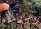 बारिश से हेमकुंड साहिब पैदल मार्ग क्षतिग्रस्त, पुलना के पास आवाजाही मुश्किल।