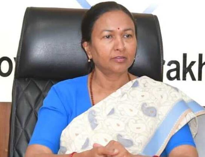 सार्वजनिक उपक्रमों पर कसेगा शिकंजा, वेबसाइट और नोटिस बोर्ड पर देनी होगी 17 बिंदुओं की जानकारी।