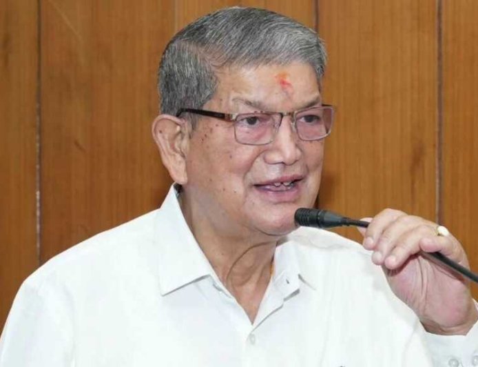 हरदा ने कांग्रेस के दो पद छोड़े, बोले- गलती हुई तो जनता से माफी मांगता हूं।