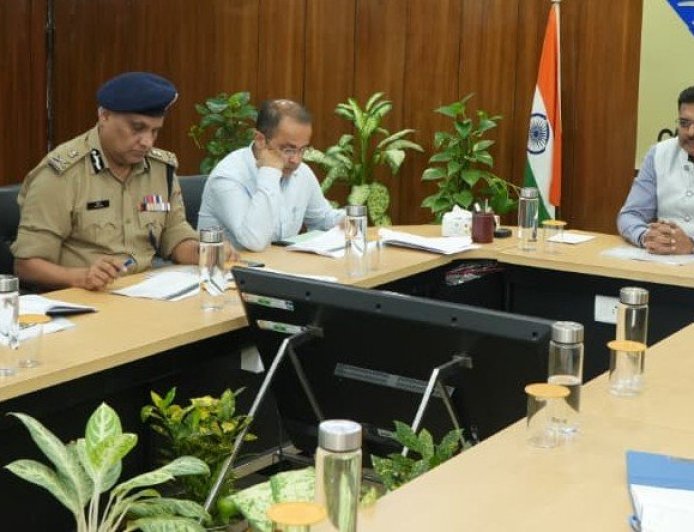 Uttarakhand:-मुख्य सचिव ने की क्राइम एंड क्रिमिनल ट्रैकिंग नेटवर्क एंड सिस्टम्स परियोजना के तहत राज्य शीर्ष समिति की बैठक