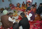Pithoragarh:-मुख्यमंत्री पुष्कर सिंह धामी ने पैतृक गांव हड़खोला स्थित श्री हरि चंद देवता मंदिर में की पूजा-अर्चना
