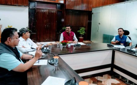 मुख्य सचिव का निर्देश, 25 बिंदु कार्यक्रम की हर माह होगी जिलास्तरीय समीक्षा।