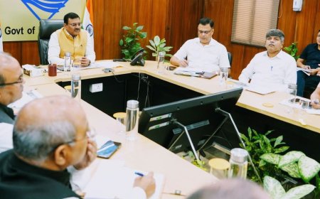 Uttarakhand: कुम्भ मेला 2027 की तैयारियों पर मुख्य सचिव आनन्द बर्द्धन की समीक्षा बैठक