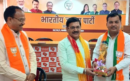 उत्तराखंड: भाजपा महामंत्री संगठन के फणीन्द्रनाथ शर्मा ने एससी एवं युवा मोर्चा के पदाधिकारियों के साथ लिया बैठक