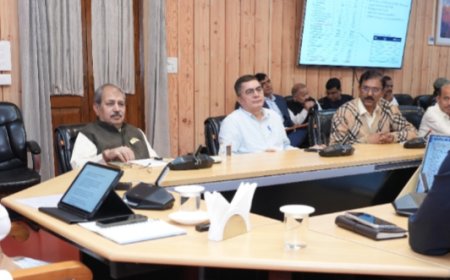 वित्तीय स्थिति व लंबित देनदारियों के भुगतान में सुधार पर फोकस
