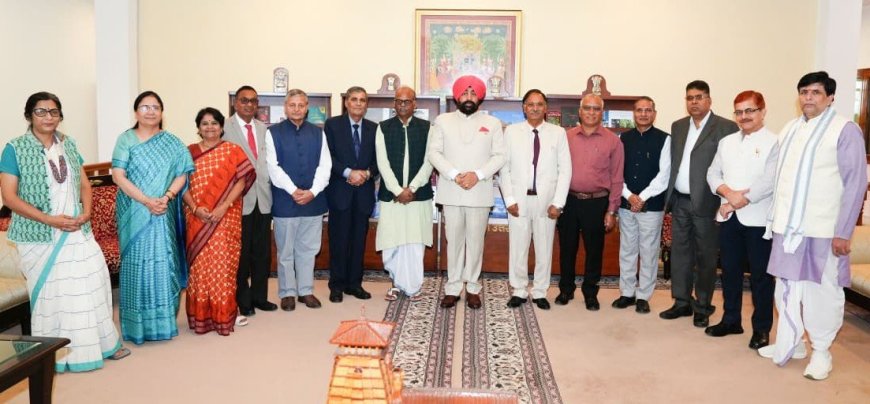 Dehradun:-राज्यपाल गुरमीत सिंह से विभिन्न प्रतिनिधिमंडलों ने की भेंट,कार्यकाल के दौरान मिले सहयोग के लिए जताया आभार