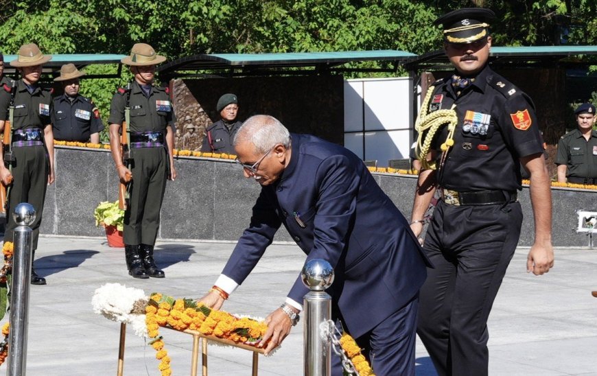 Uttarakhand:-राज्यपाल डॉ.ढाल सिंह बिसेन ने चीड़ बाग स्थित शौर्य स्थल पहुंचकर देश की सीमाओं की रक्षा करते हुए अपना सर्वोच्च बलिदान देने वाले वीर शहीदों को पुष्पचक्र अर्पित कर दी श्रद्धांजलि